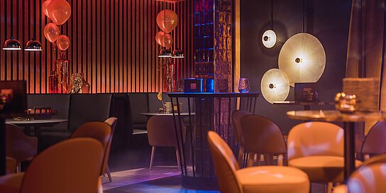 Der festlich dekorierte Tanzclub Löwengrube in Schruns